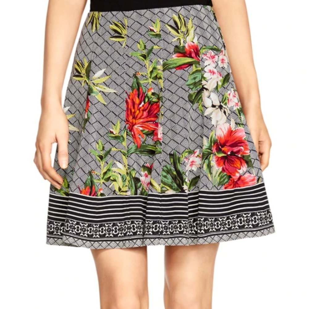 White House Black Market FLORAL MIX PRINT SKIRT
